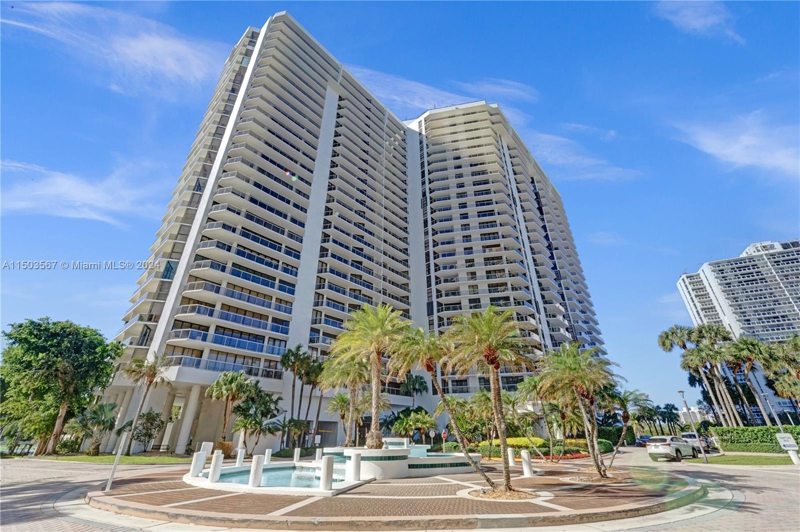 20281 E Country Club Dr Unit: 903
