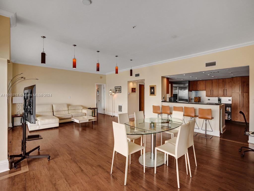 1800 NE 114th St Unit: PH07