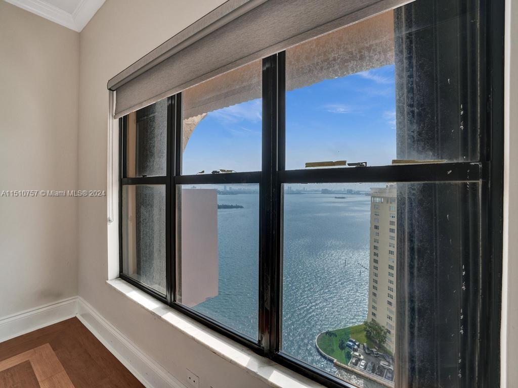 1800 NE 114th St Unit: PH07