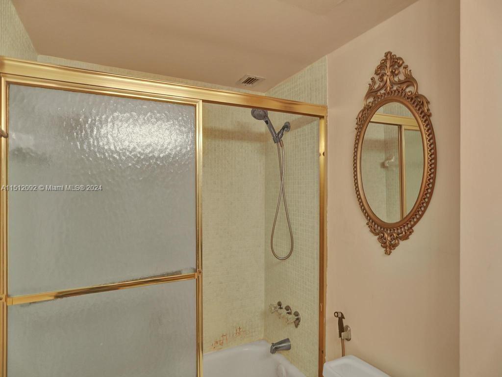 18051 Biscayne Blvd Unit: 304