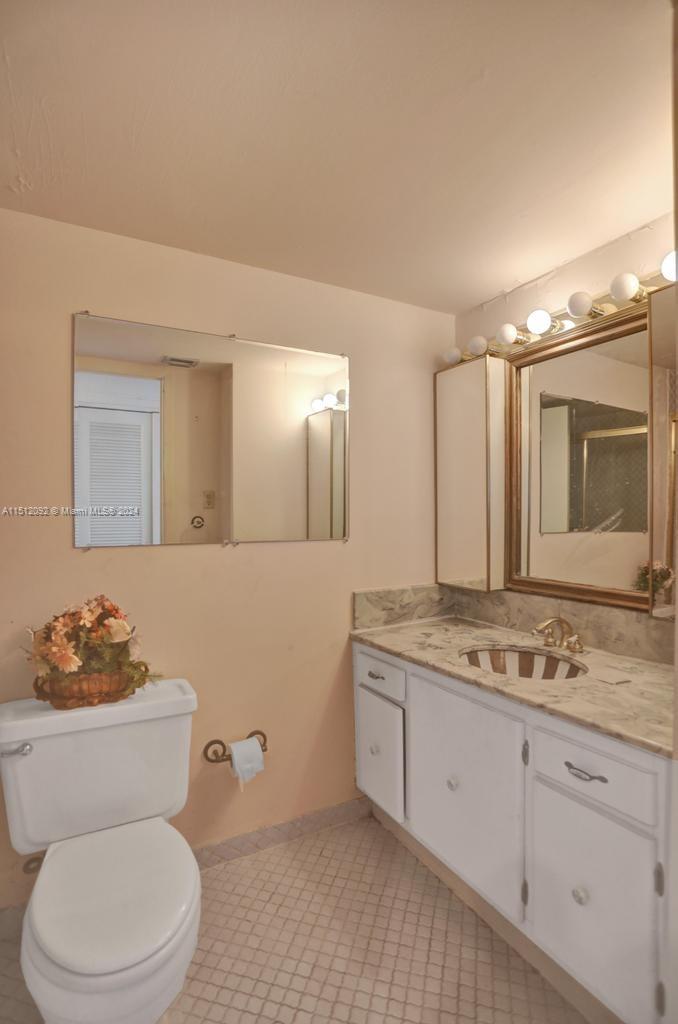18051 Biscayne Blvd Unit: 304