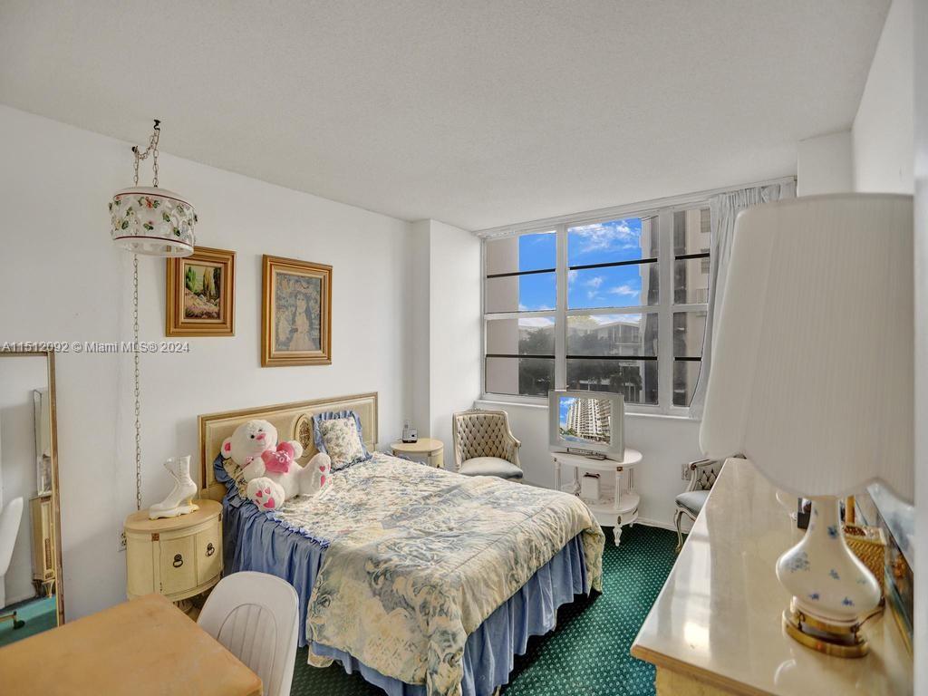 18051 Biscayne Blvd Unit: 304