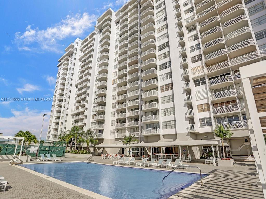 18051 Biscayne Blvd Unit: 304