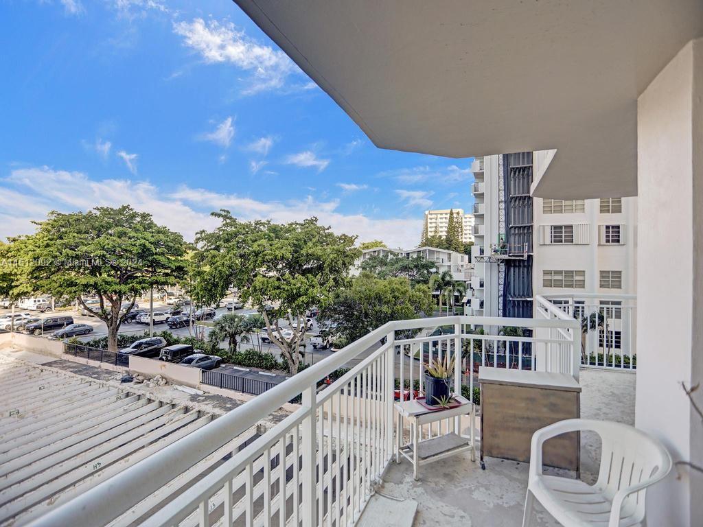 18051 Biscayne Blvd Unit: 304