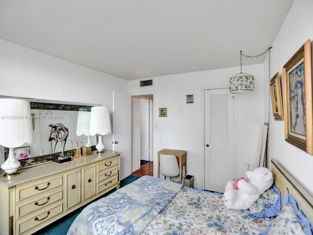 18051 Biscayne Blvd Unit: 304