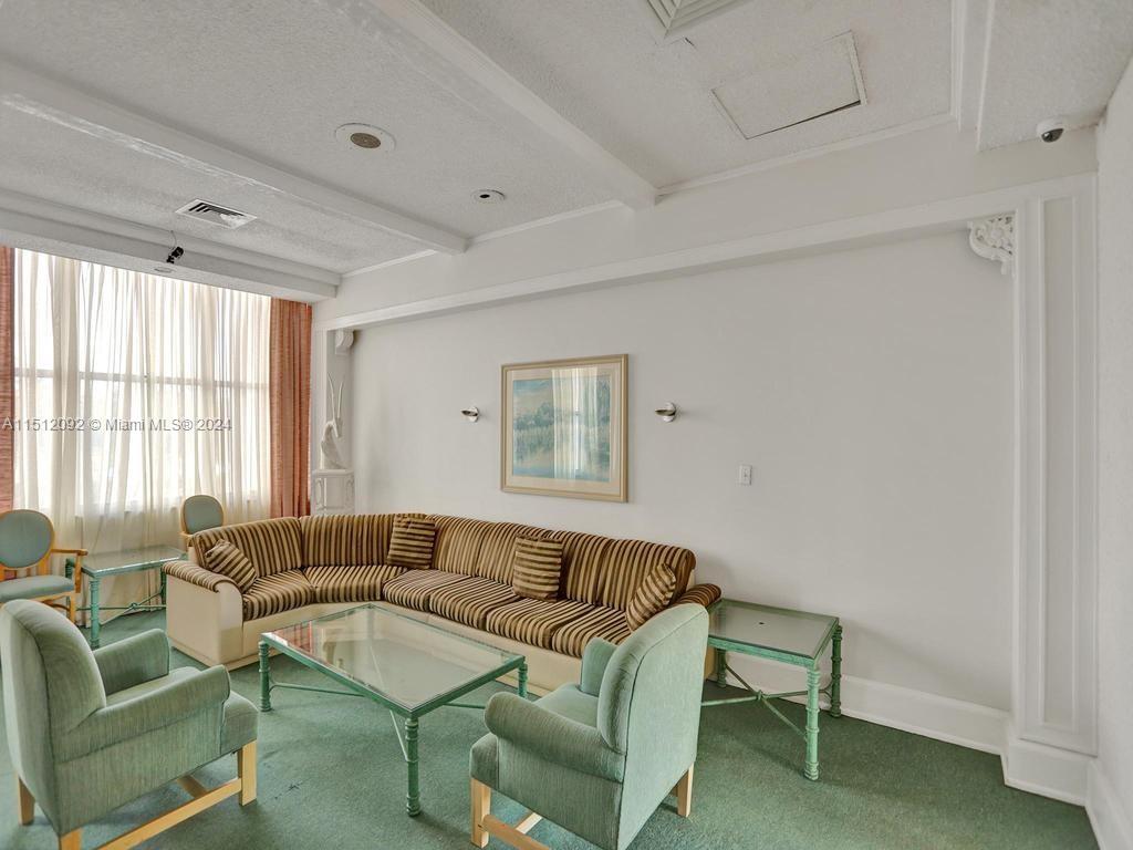 18051 Biscayne Blvd Unit: 304