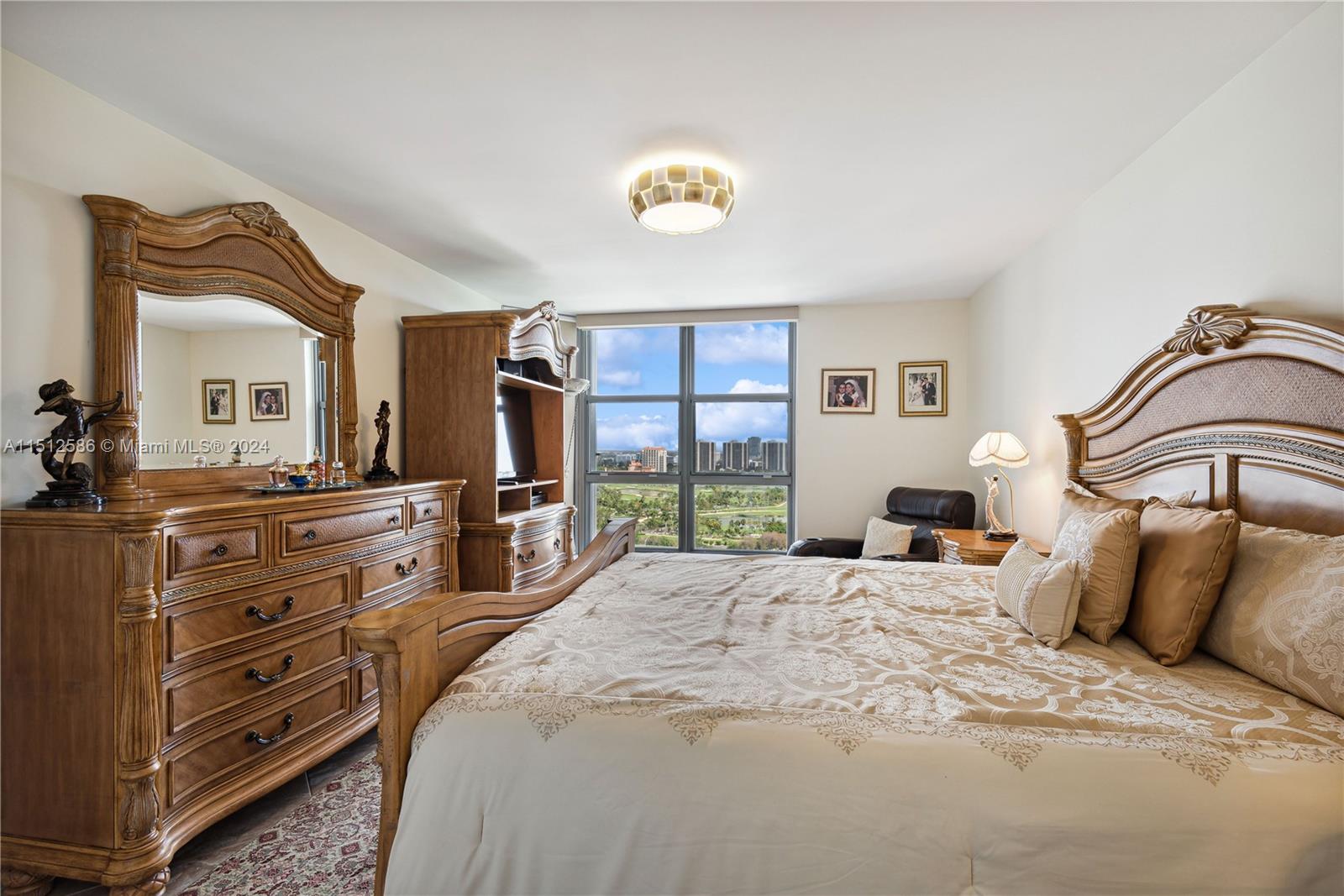 3530 Mystic Pointe Dr Unit: 2208