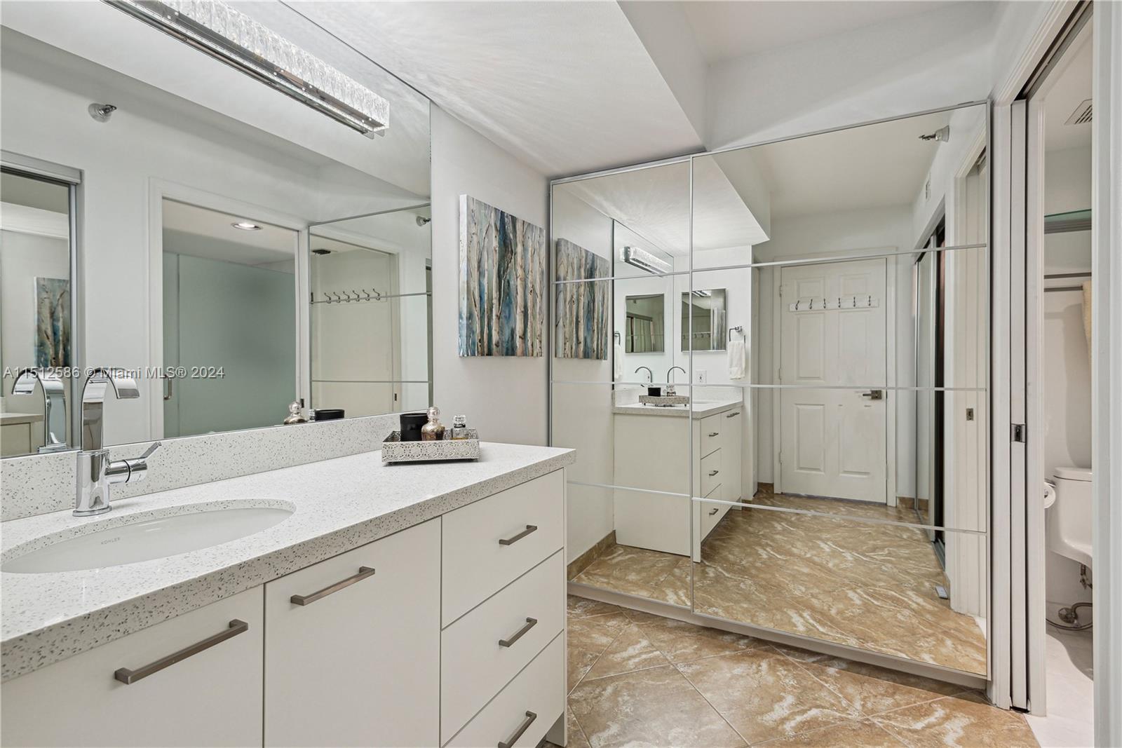 3530 Mystic Pointe Dr Unit: 2208