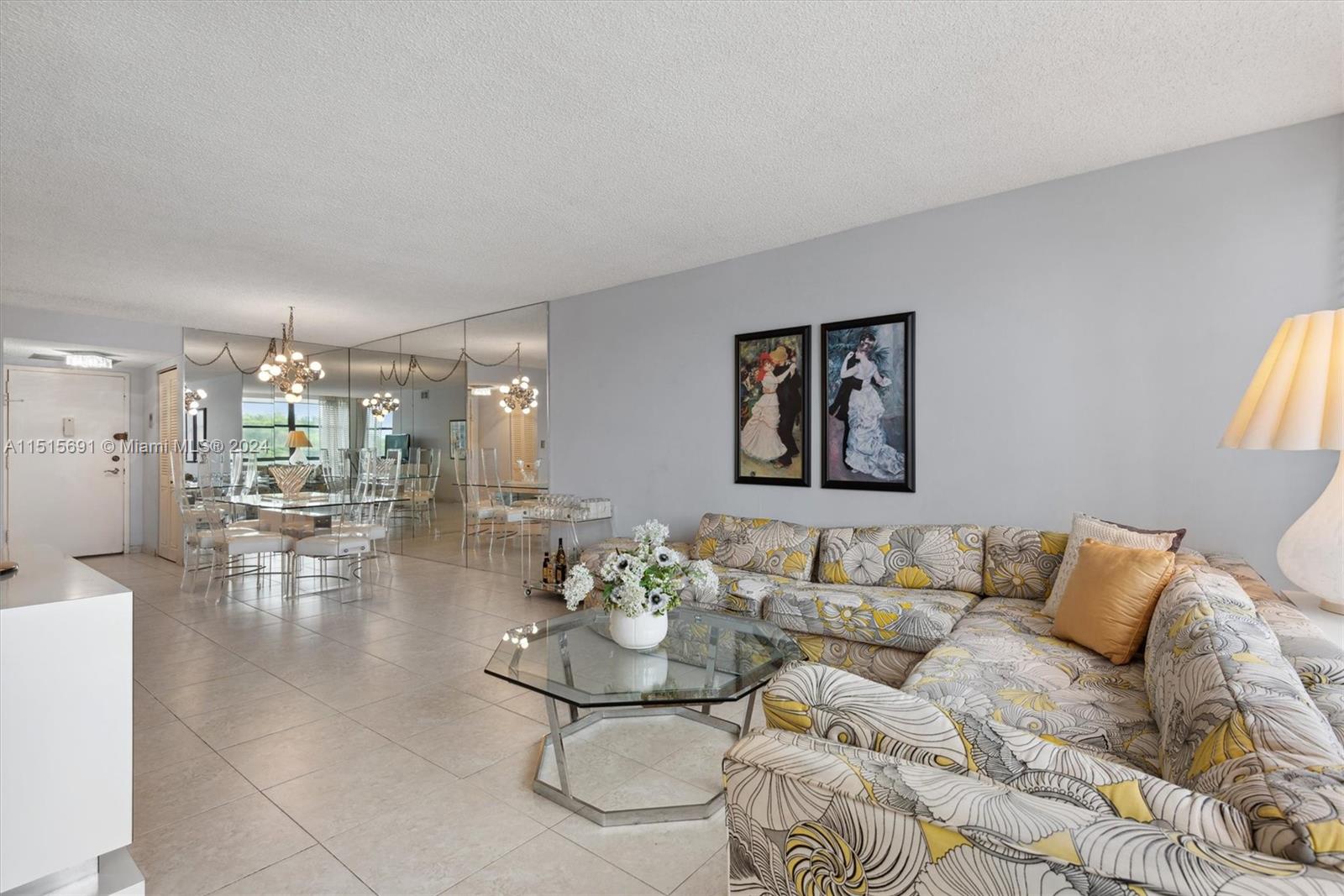 1000 Parkview Dr Unit: 423