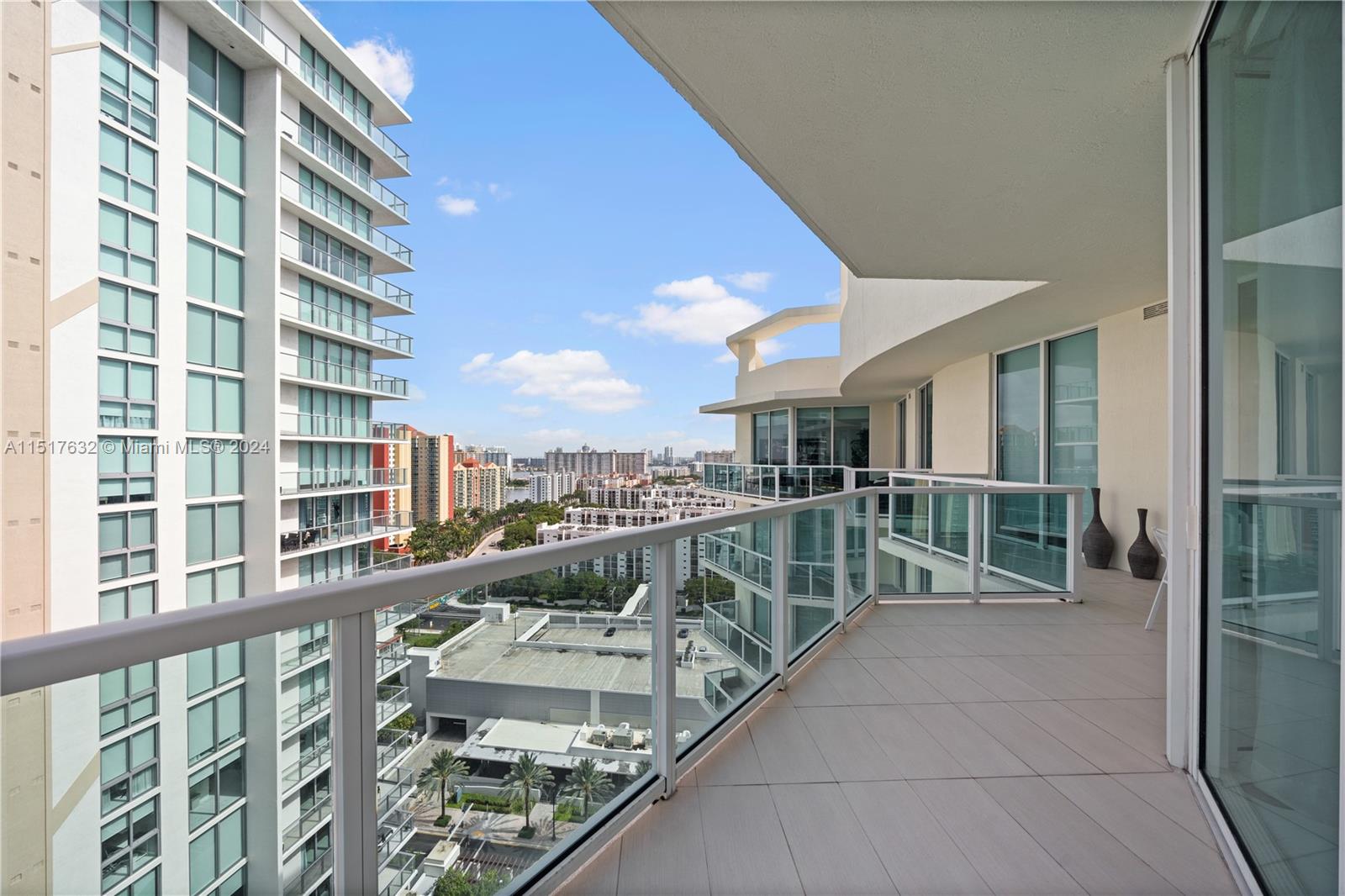 250 Sunny Isles Blvd Unit: 3-TS4