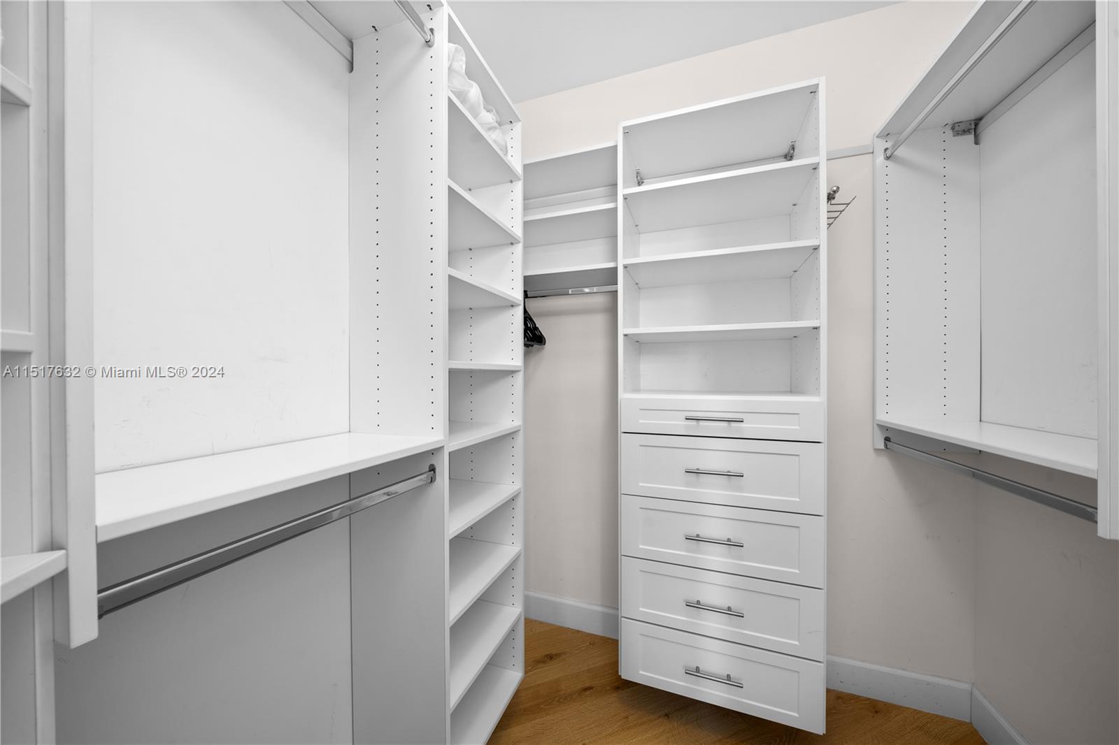 250 Sunny Isles Blvd Unit: 3-TS4