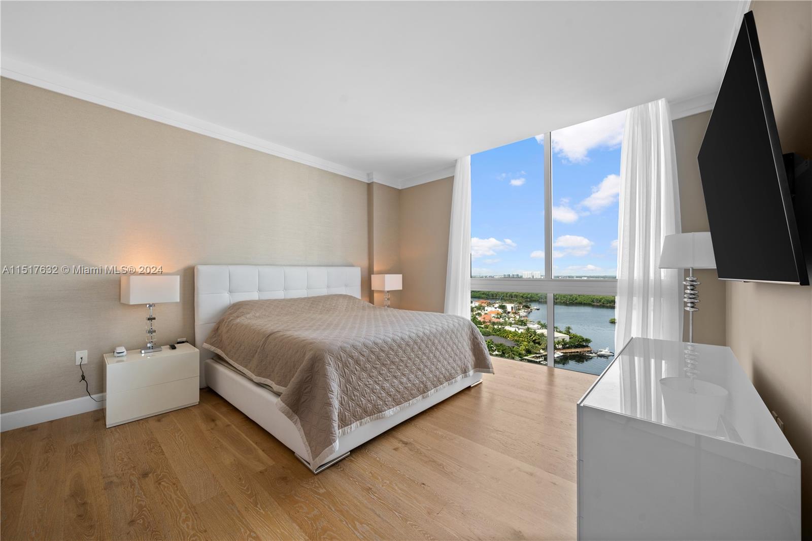 250 Sunny Isles Blvd Unit: 3-TS4