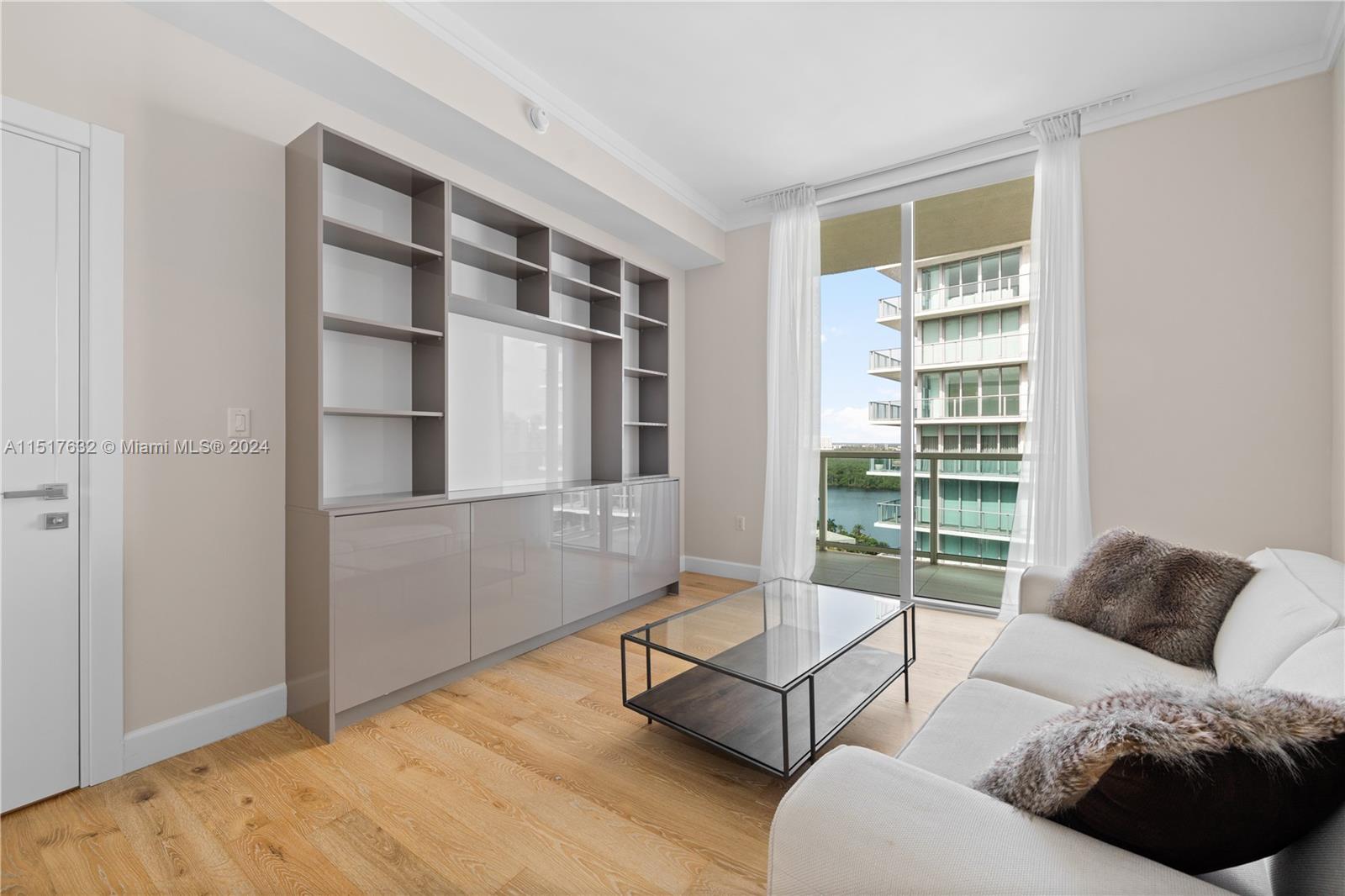 250 Sunny Isles Blvd Unit: 3-TS4