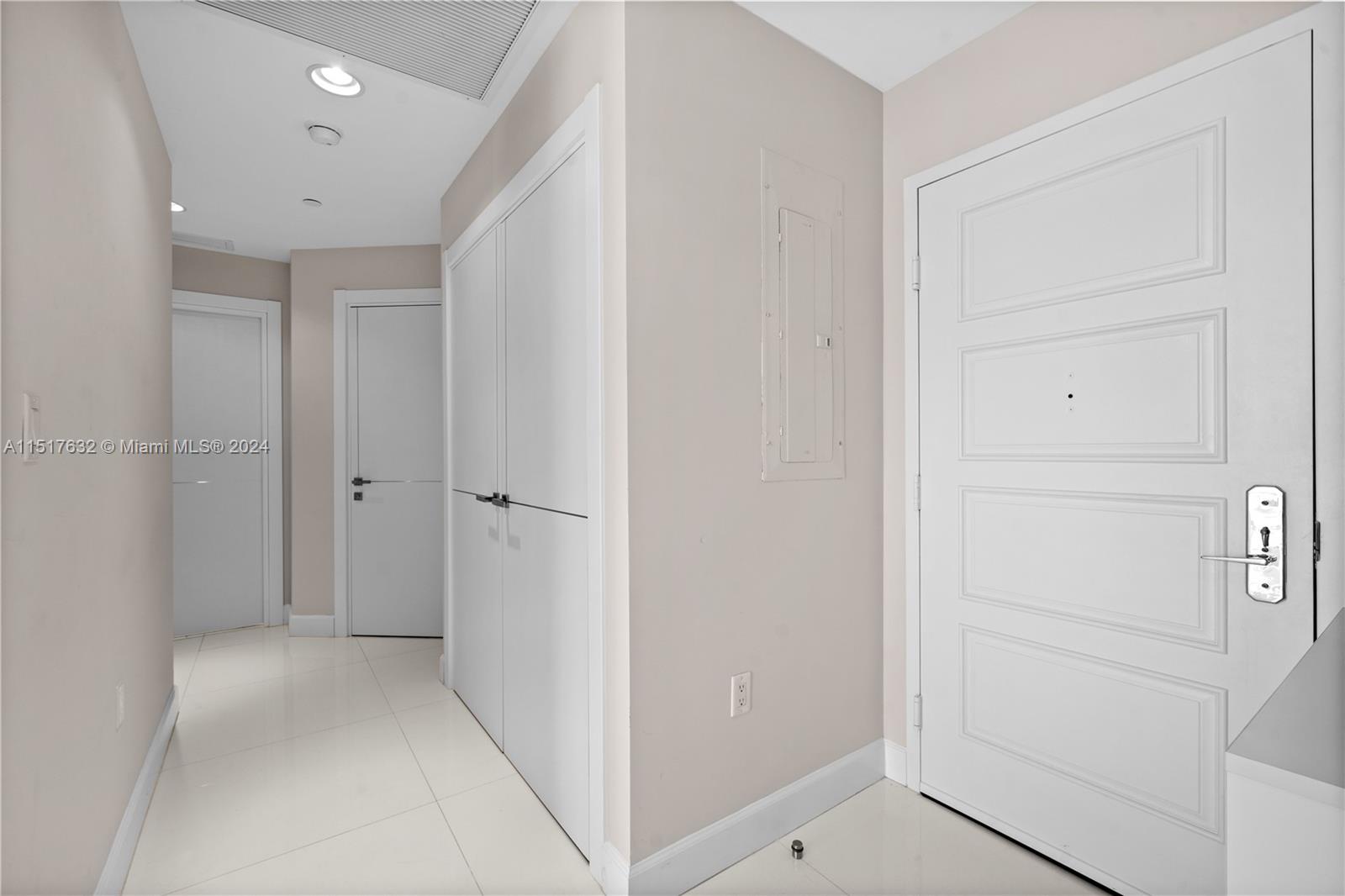 250 Sunny Isles Blvd Unit: 3-TS4