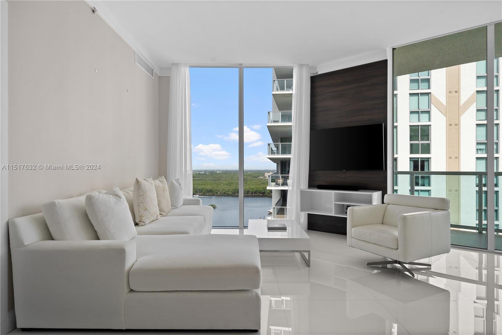 250 Sunny Isles Blvd Unit: 3-TS4