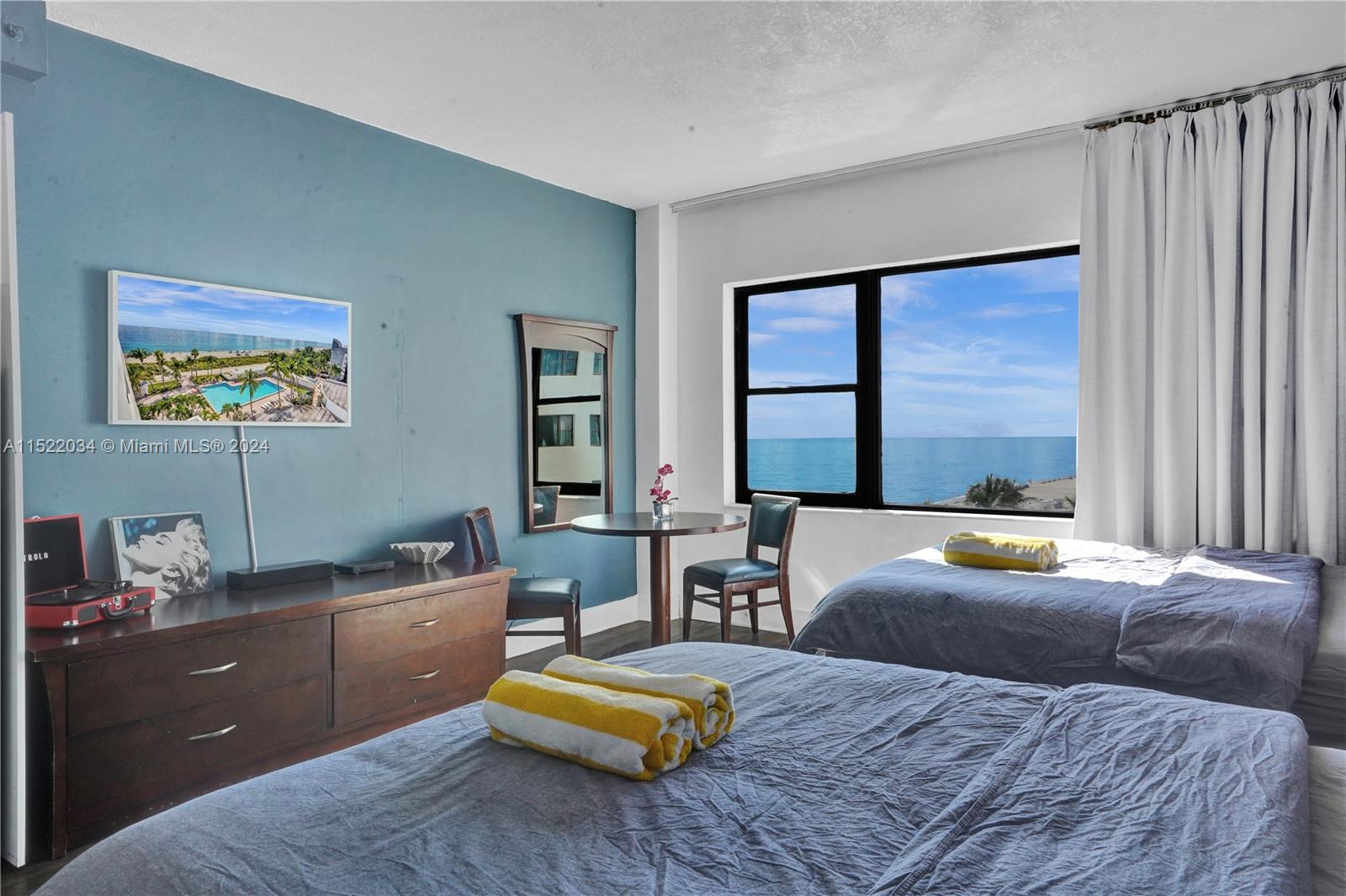 6345 Collins Ave Unit: 838
