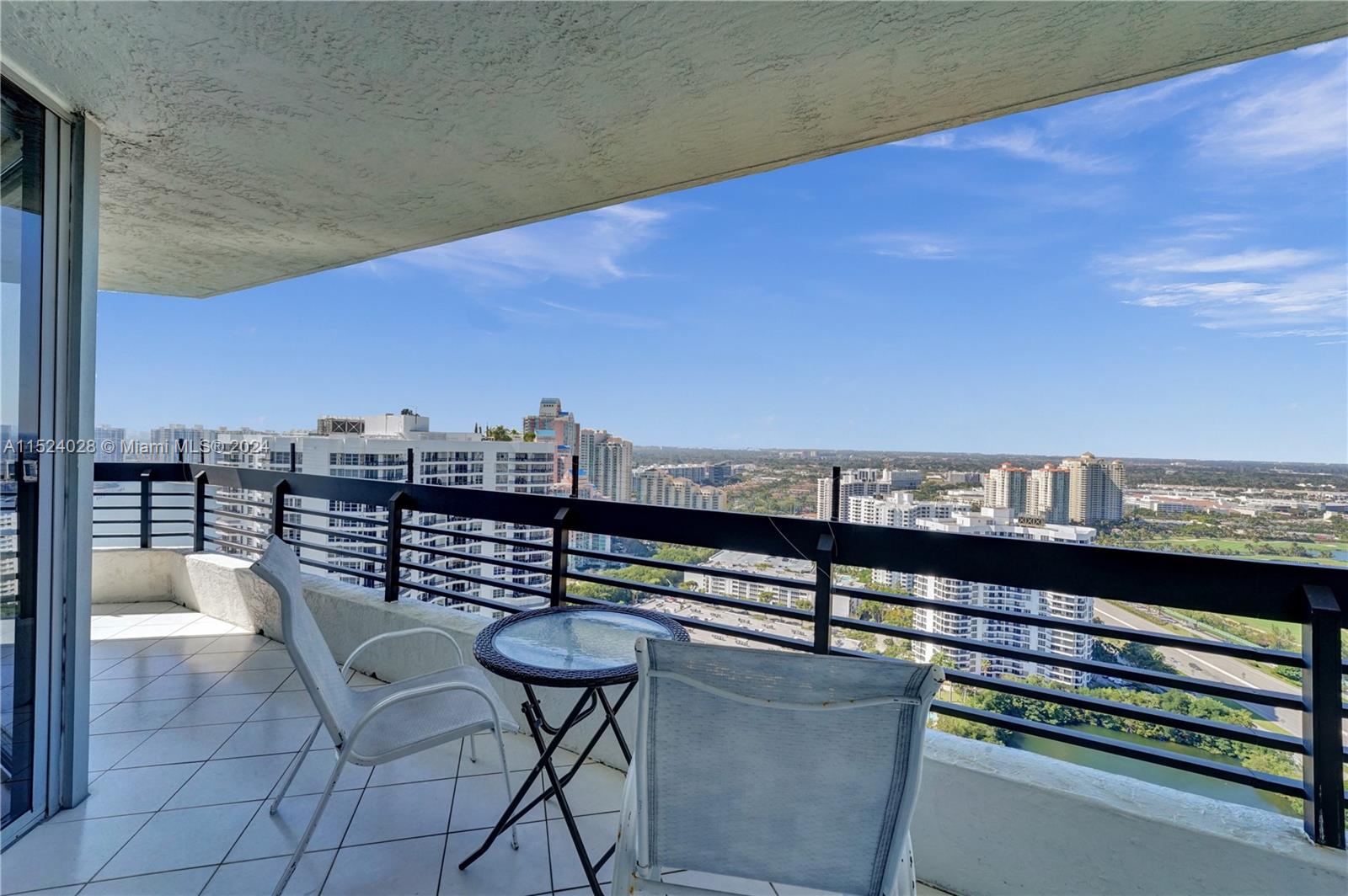 3500 Mystic Pointe Dr Unit: 3601
