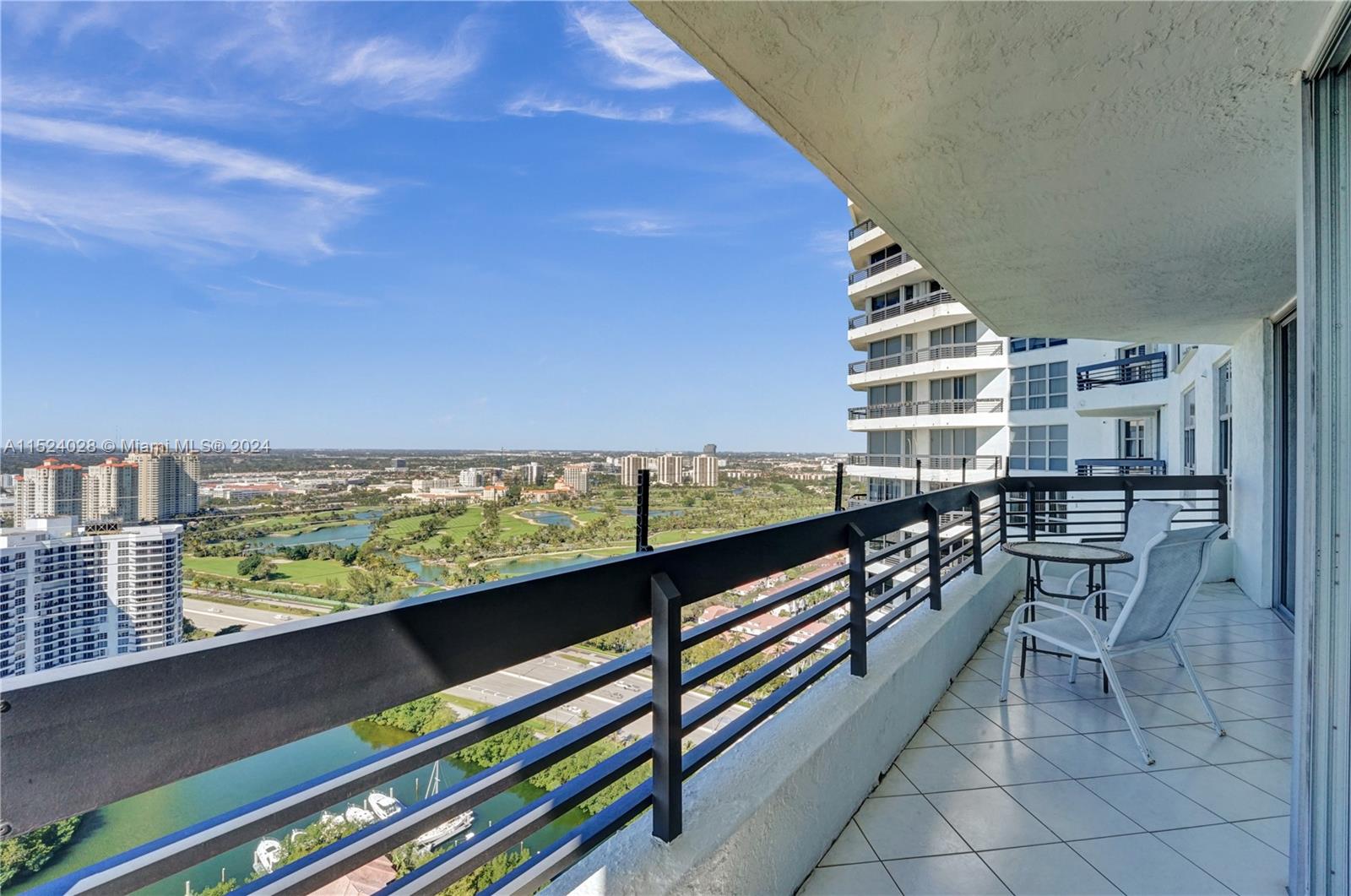 3500 Mystic Pointe Dr Unit: 3601