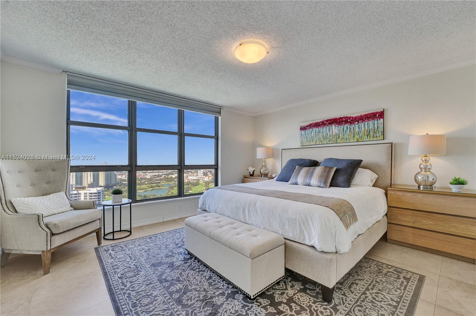 3500 Mystic Pointe Dr Unit: 3601