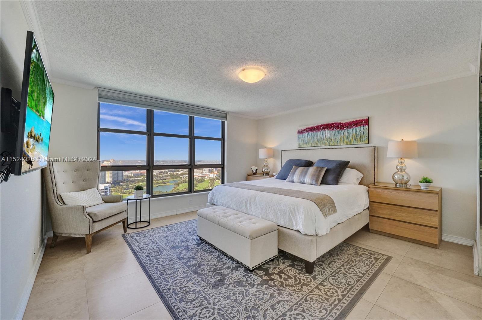 3500 Mystic Pointe Dr Unit: 3601