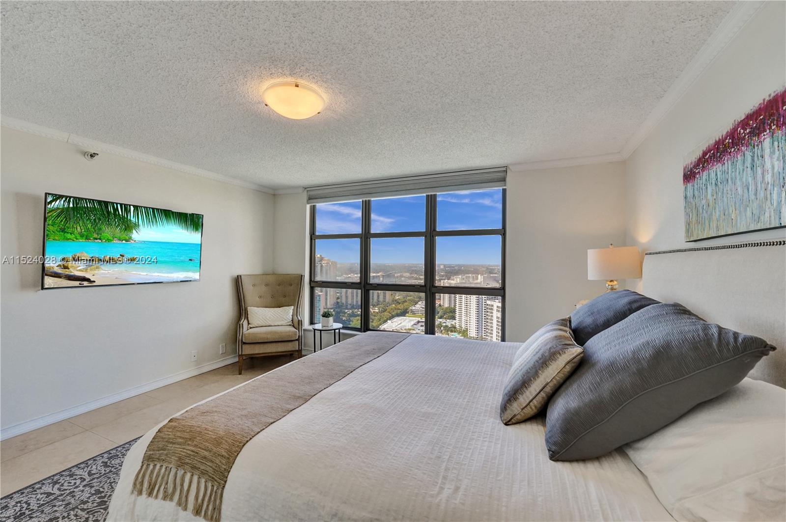 3500 Mystic Pointe Dr Unit: 3601