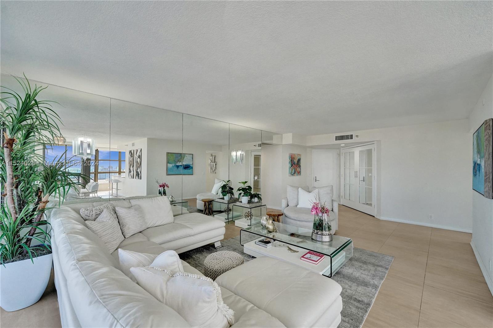 3500 Mystic Pointe Dr Unit: 3601