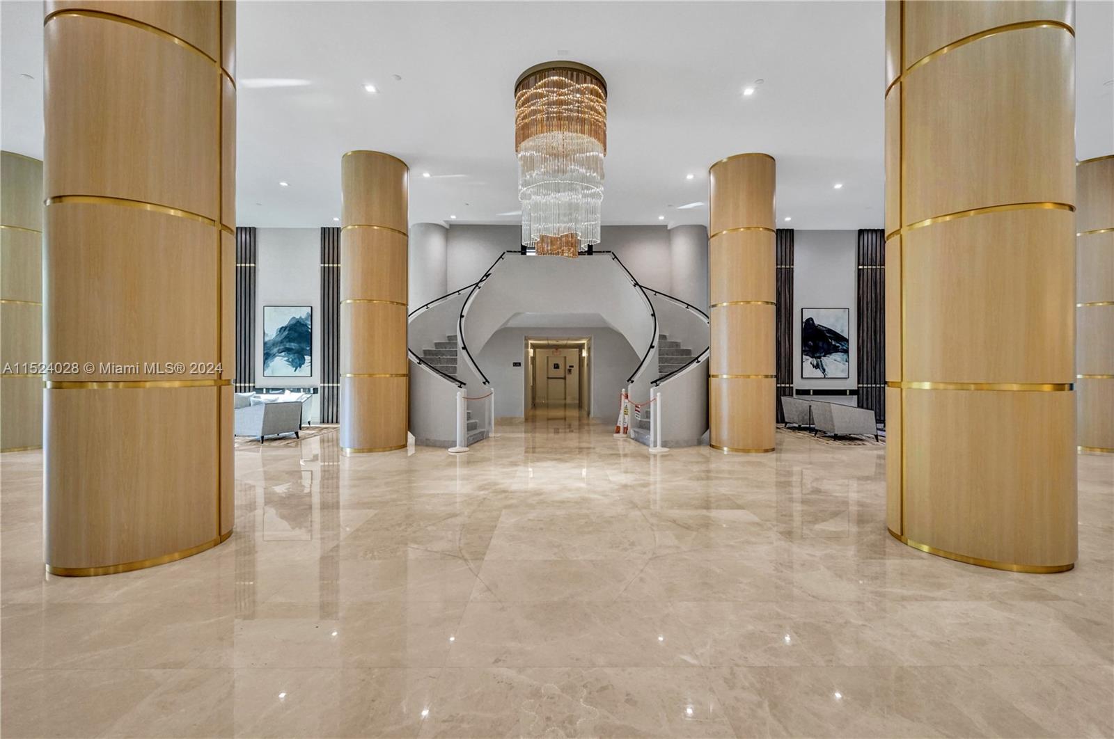 3500 Mystic Pointe Dr Unit: 3601