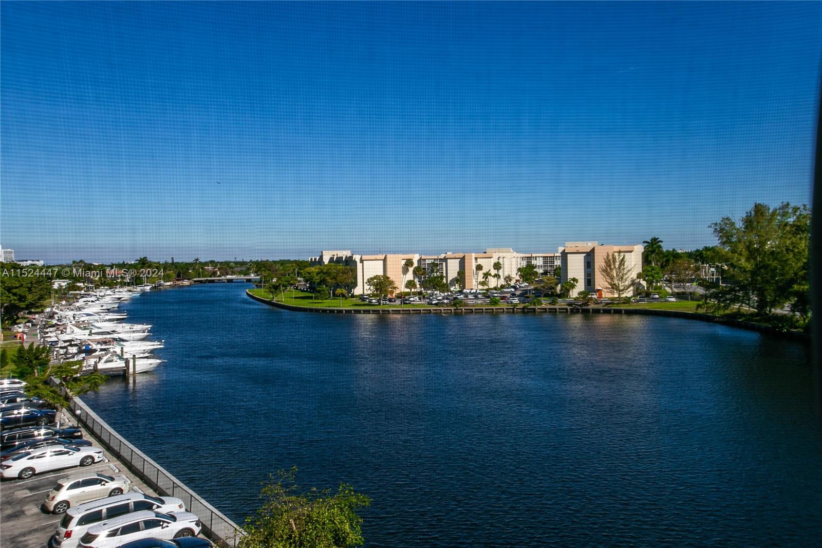 400 Diplomat Pkwy Unit: 514
