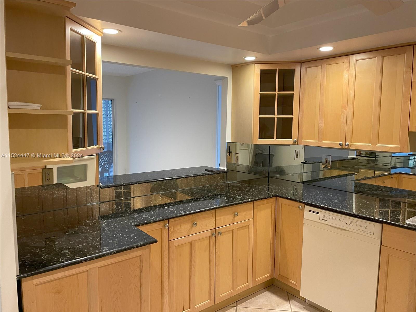 400 Diplomat Pkwy Unit: 514