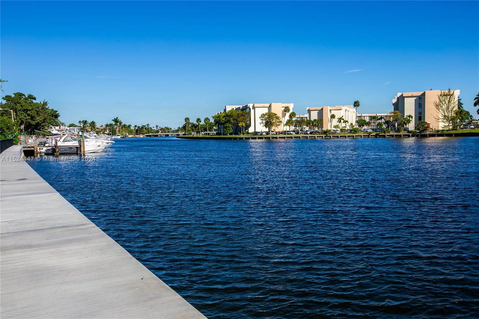 400 Diplomat Pkwy Unit: 514