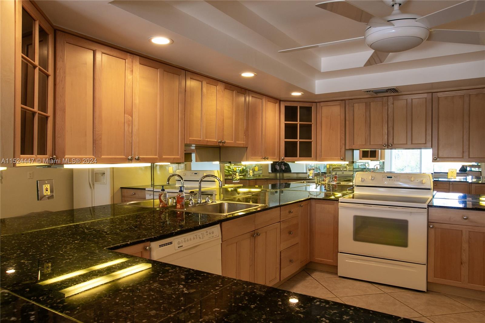 400 Diplomat Pkwy Unit: 514