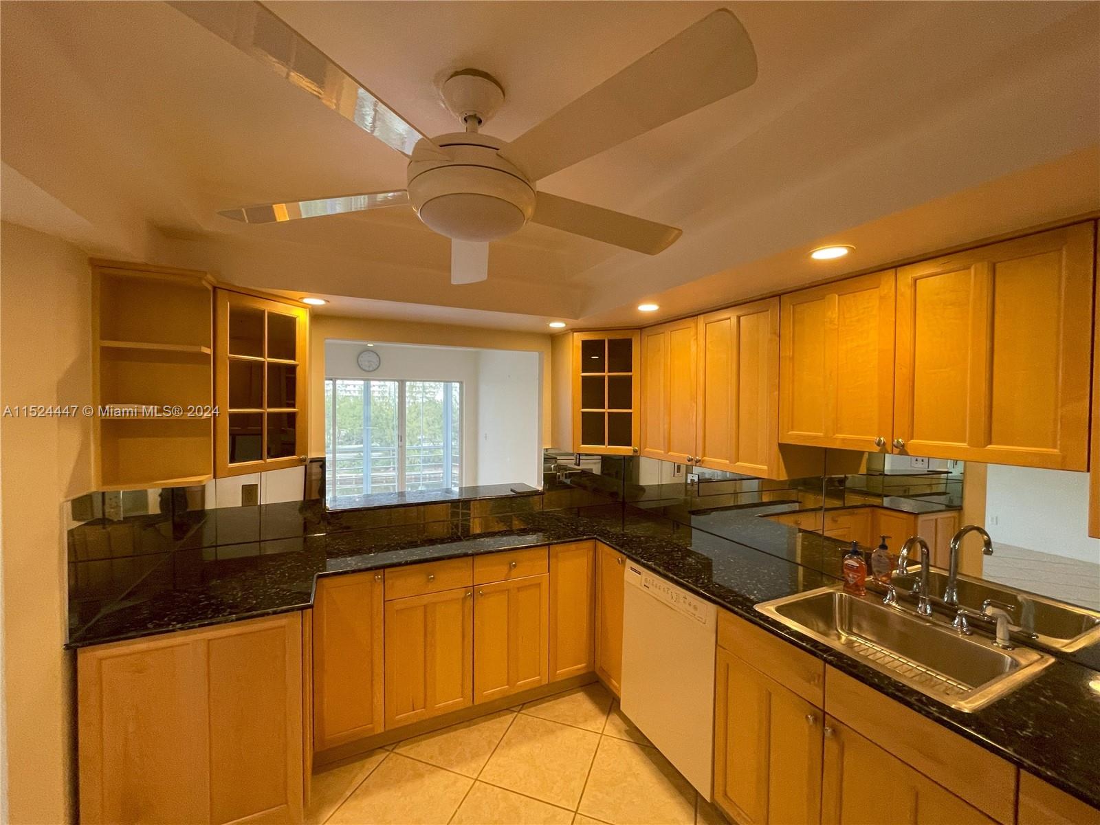 400 Diplomat Pkwy Unit: 514