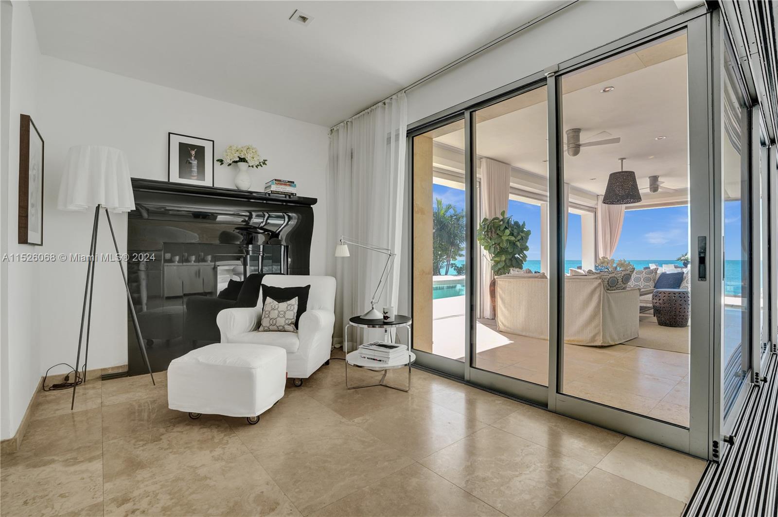 660 S Mashta Dr
