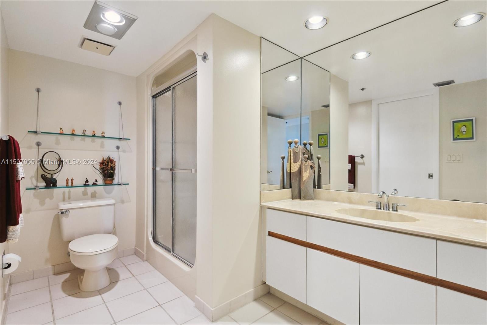 300 Three Islands Blvd Unit: 603