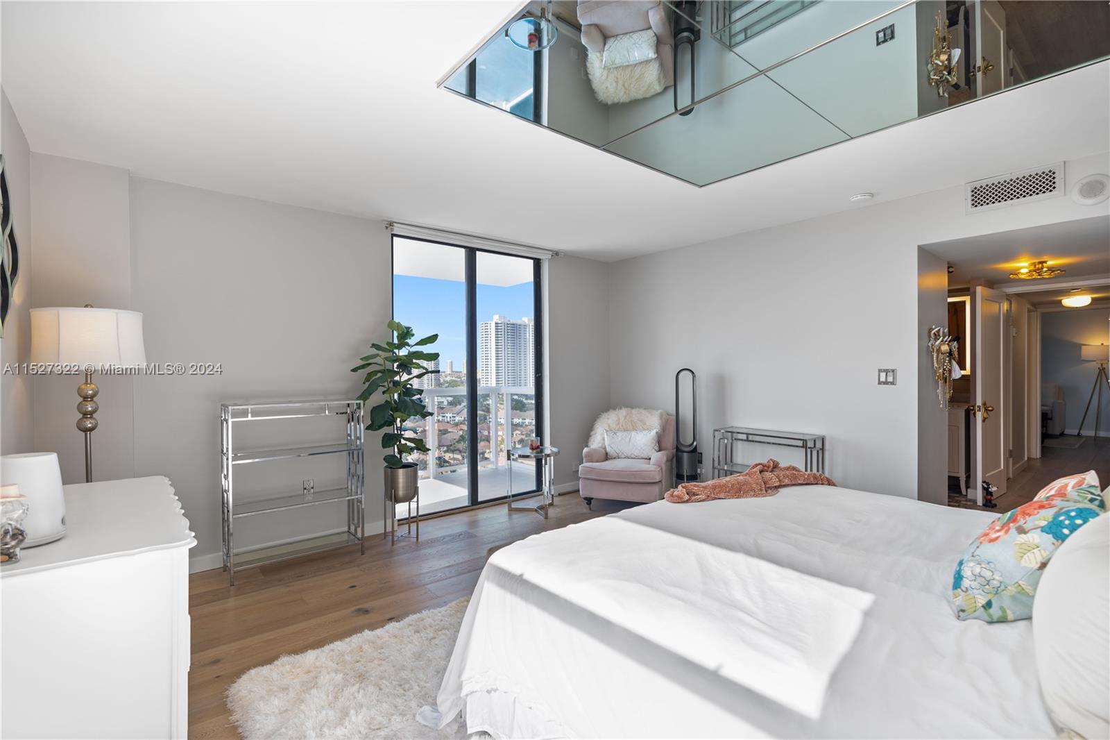 20505 E Country Club Dr Unit: 1638