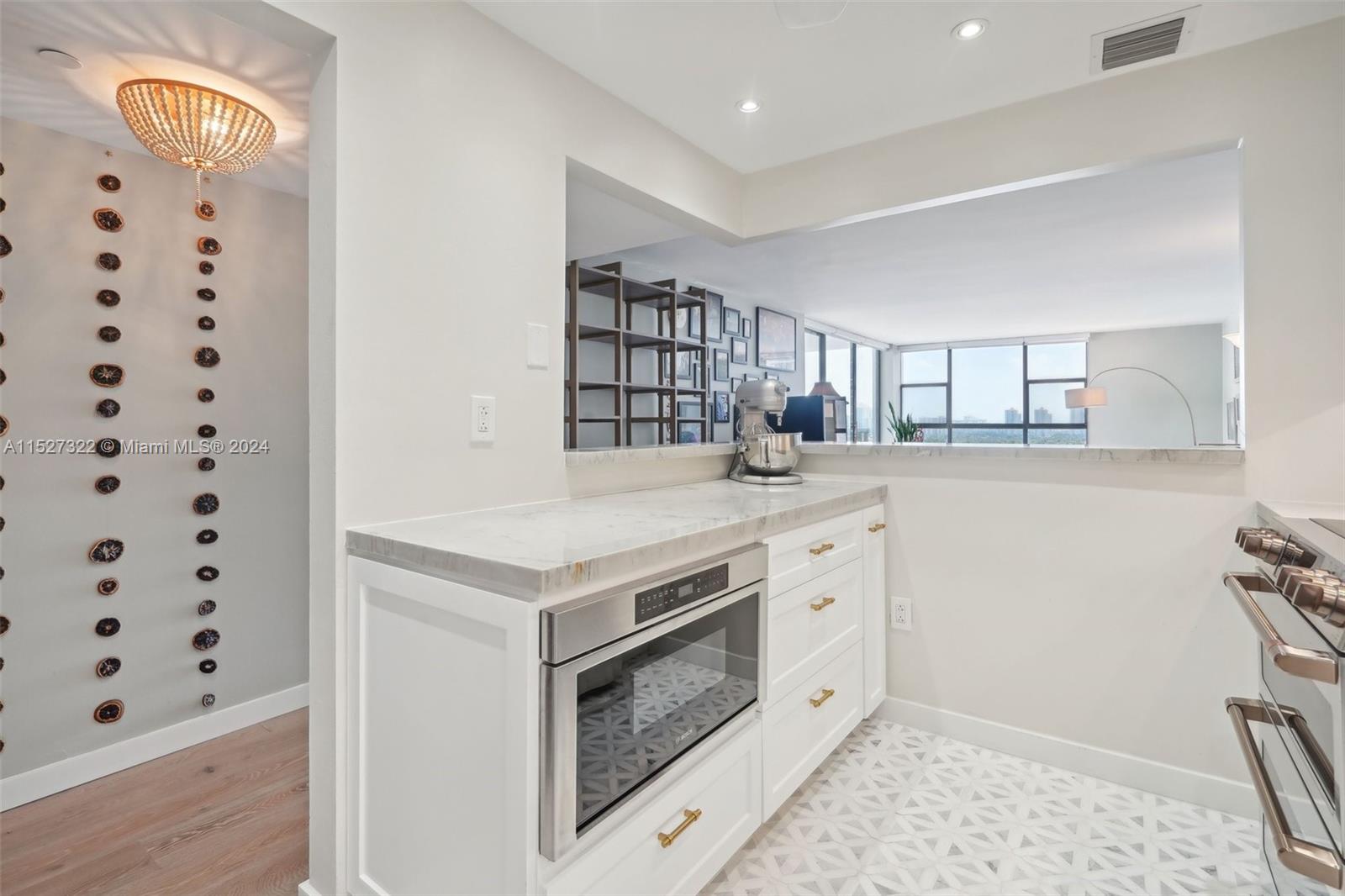 20505 E Country Club Dr Unit: 1638