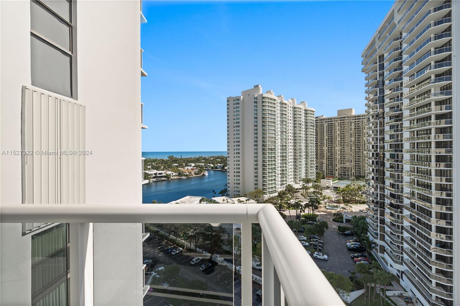 20505 E Country Club Dr Unit: 1638