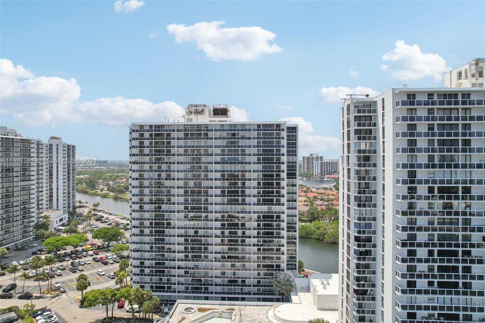 20505 E Country Club Dr Unit: 1638