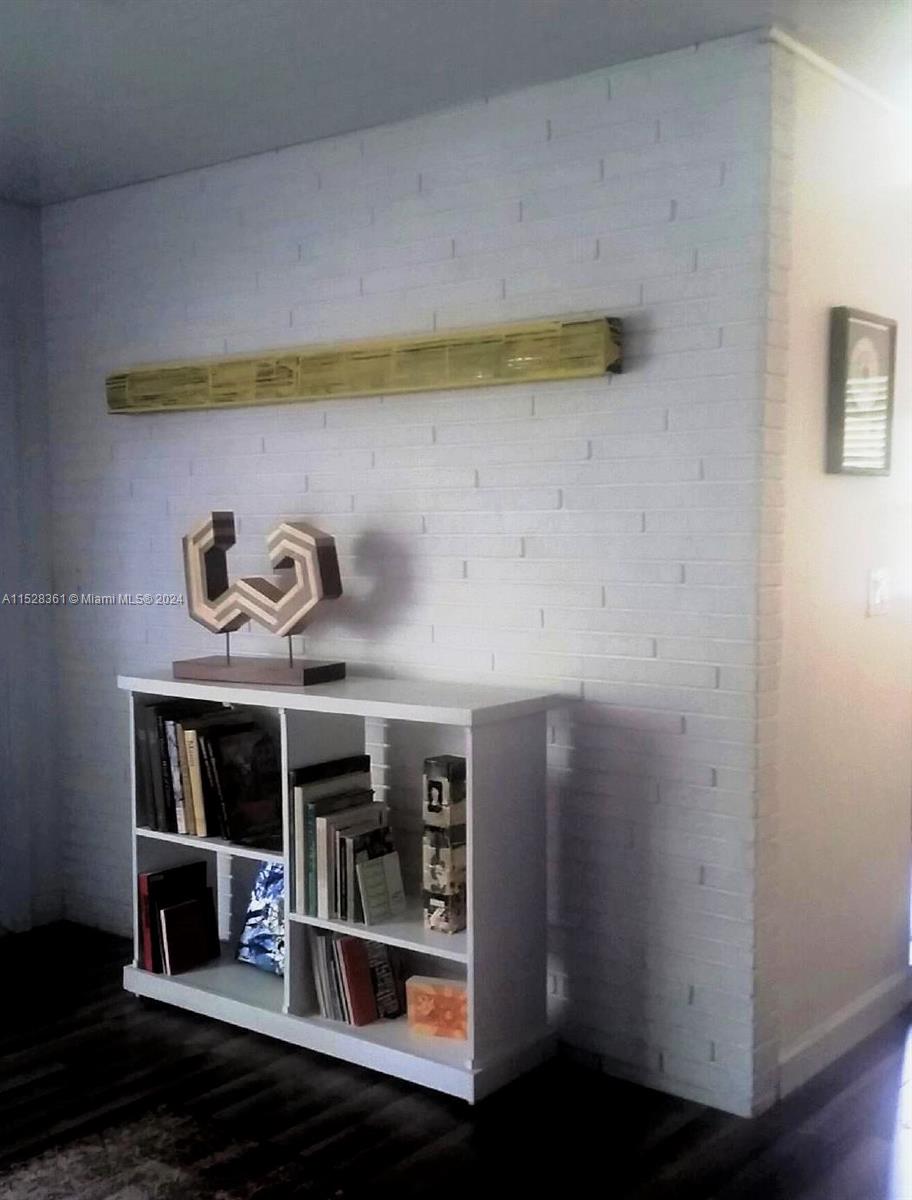 2727 Jackson St Unit: 2727