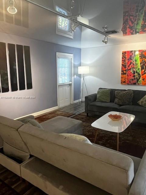 2727 Jackson St Unit: 2727