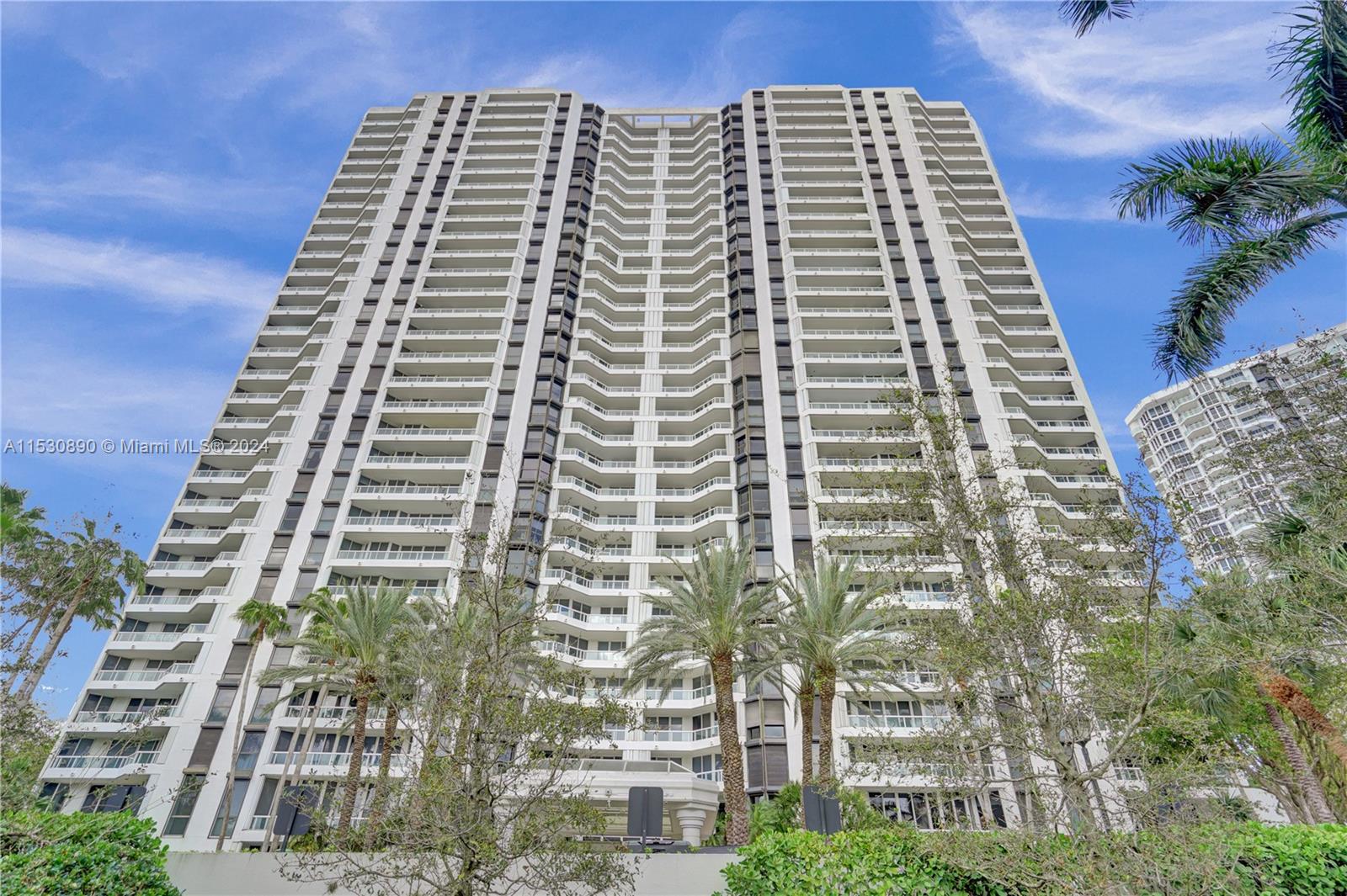 21205 NE 37th Ave Unit: 301