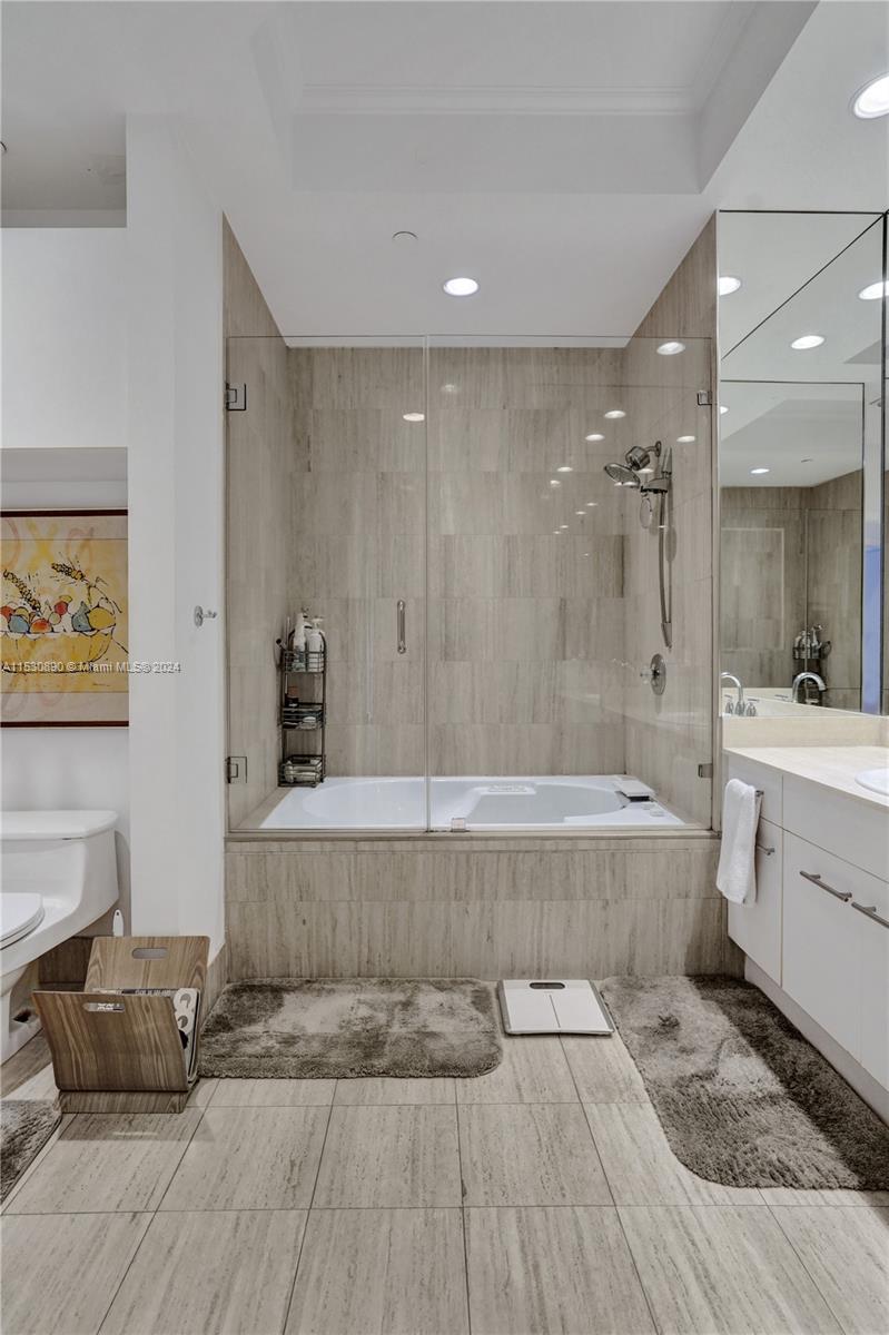 21205 NE 37th Ave Unit: 301