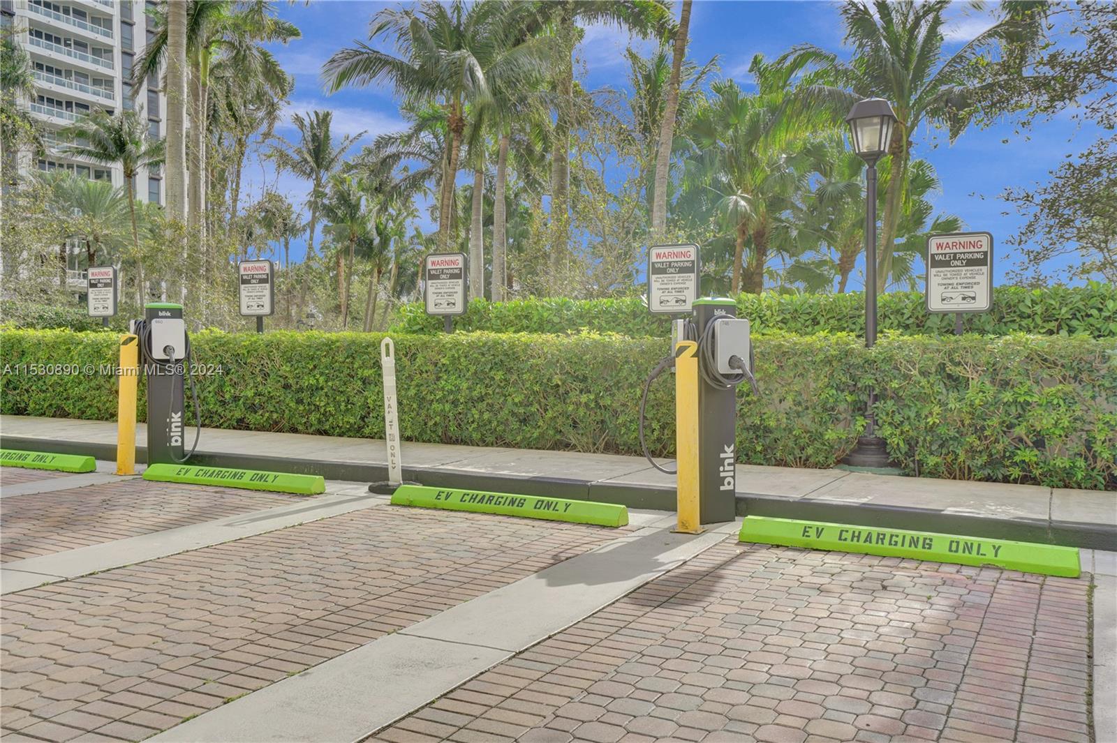21205 NE 37th Ave Unit: 301