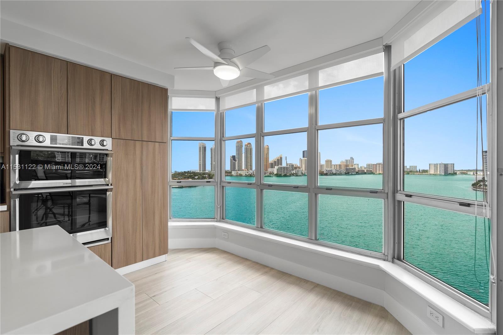 3600 Mystic Pointe Dr Unit: 1101