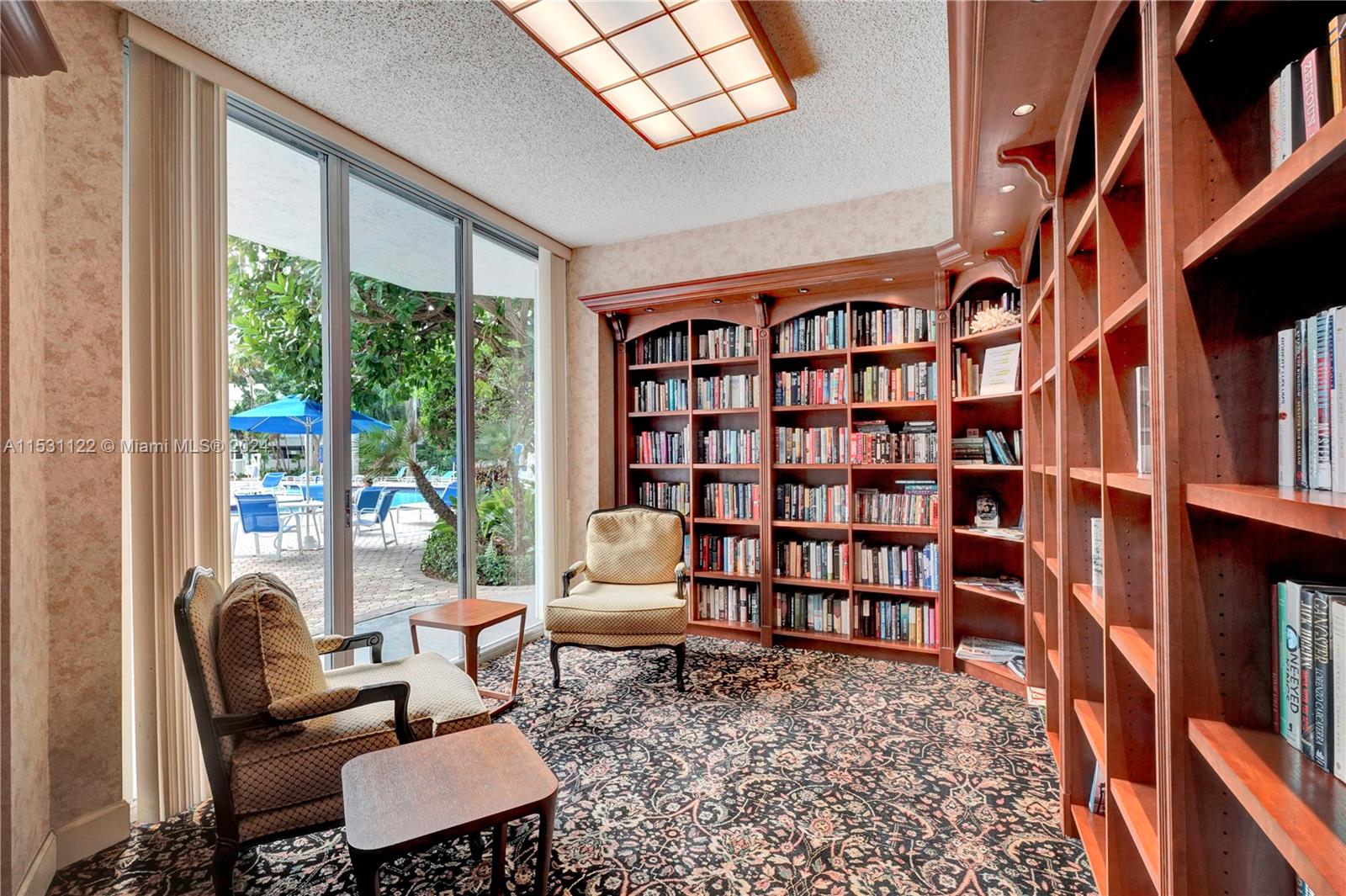 3600 Mystic Pointe Dr Unit: 1101