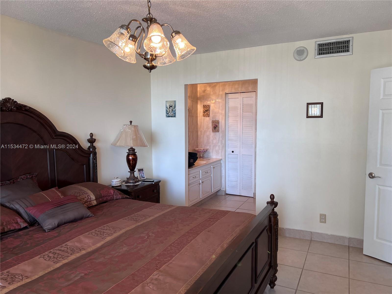 1825 S Ocean Dr # 306