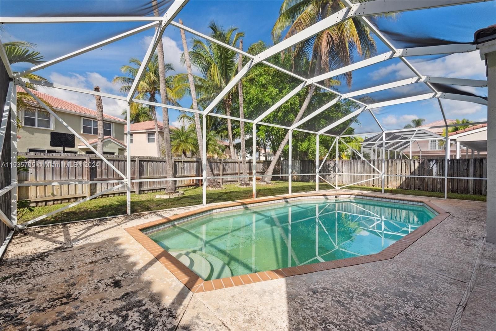 3262 SW 173rd Ter