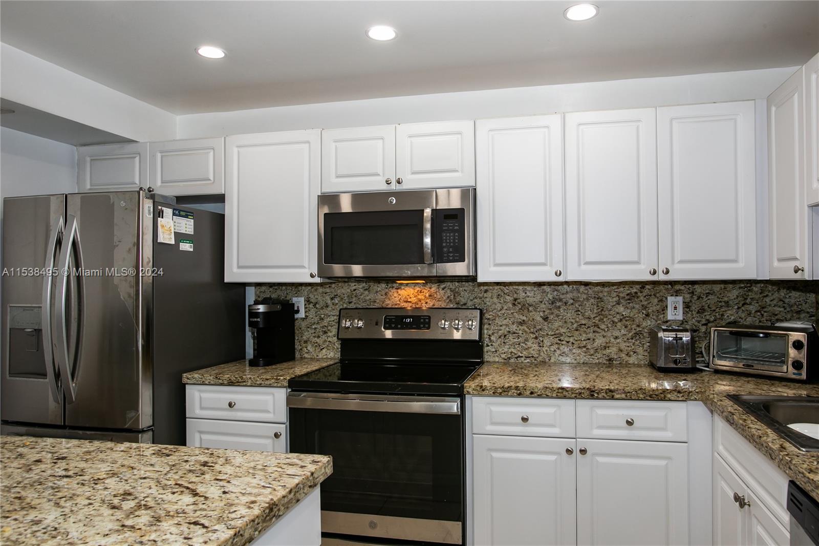 20301 NE 30th Ave # 5 Unit: 224-5