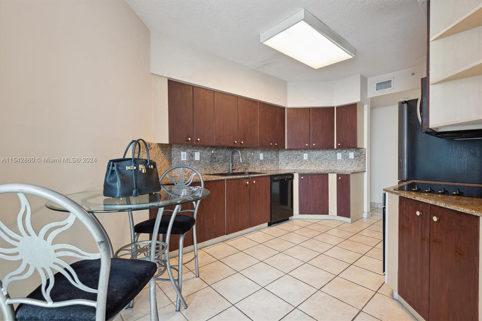 3370 Hidden Bay Dr # 1604