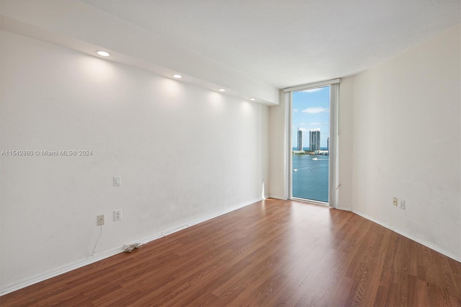 3370 Hidden Bay Dr # 1604